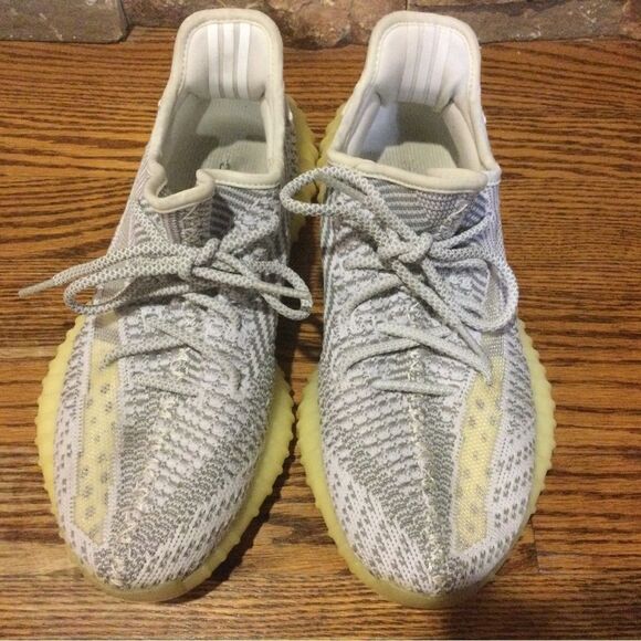 ADIDAS YEEZY Boots 350 V2 Sneakers - Picture 1 of 8